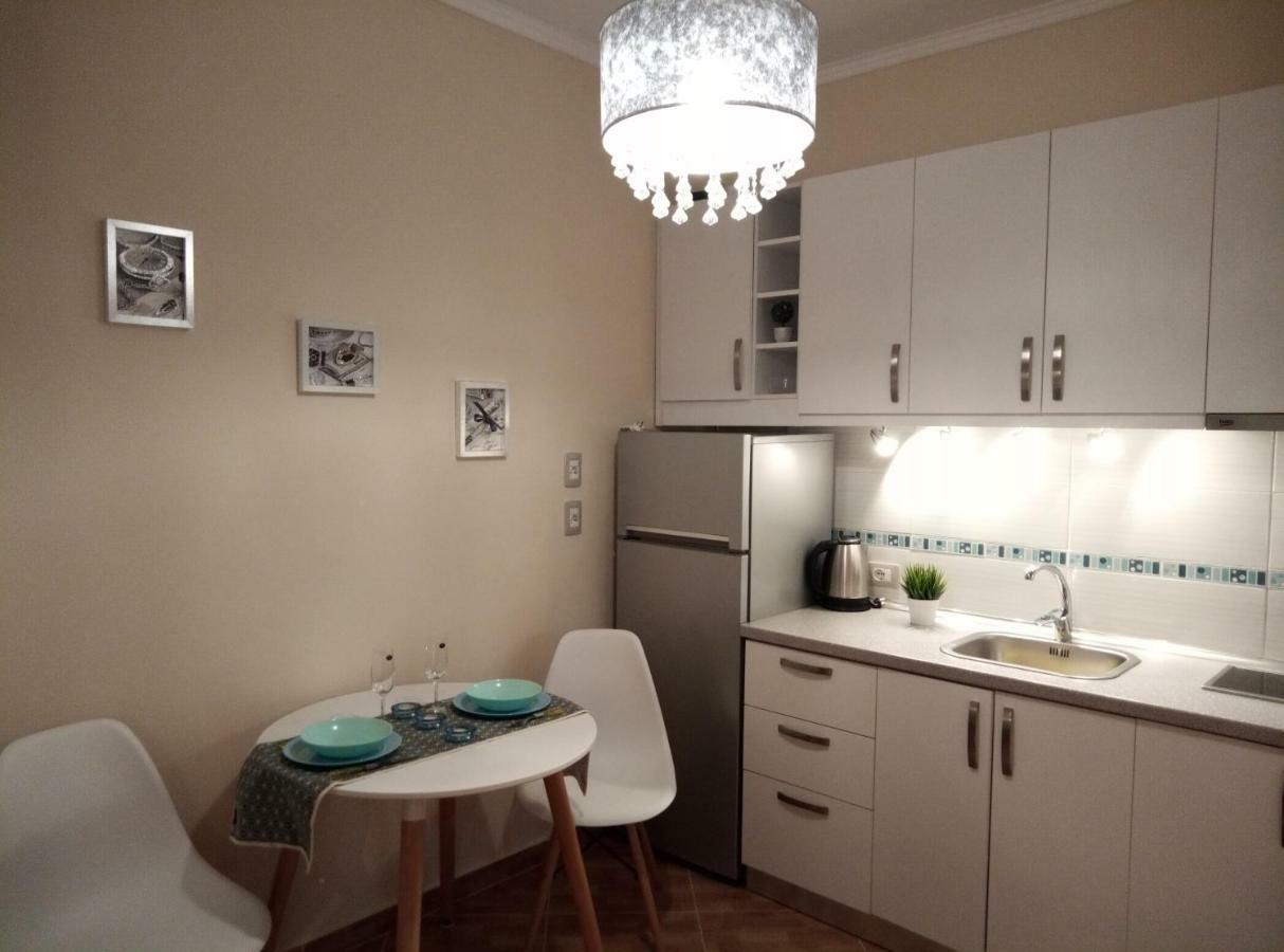 אוריקום Elen Apartment - Adults Only מראה חיצוני תמונה